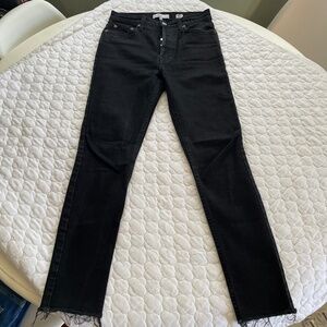 RE/DONE Skinny Jeans w/ Raw Hem Made in USA Size 27